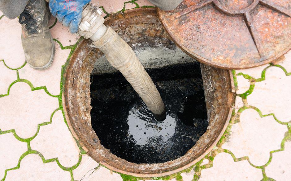 déboucheur chimique canalisation Plaisir