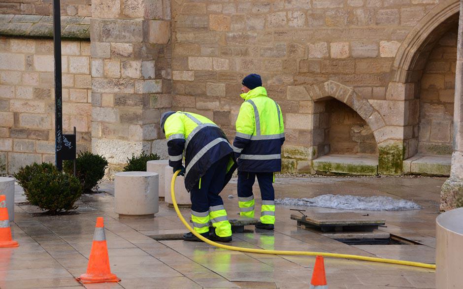 déboucheur chimique canalisation Plaisir